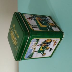 John Deere Metal Canister Box Green Tractor Farm Scenes